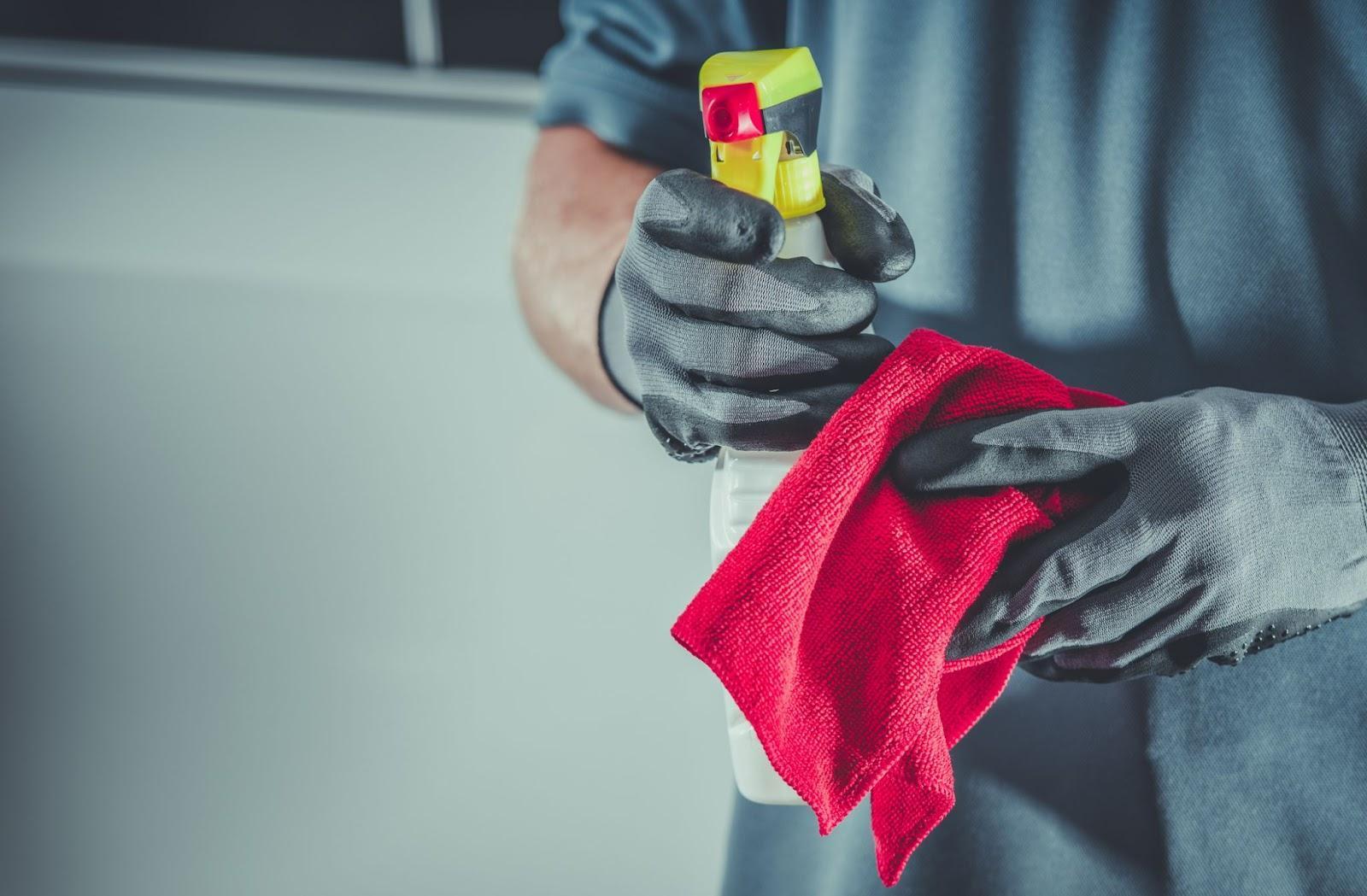 6 Common Types of Chemicals Used for Cleaning
